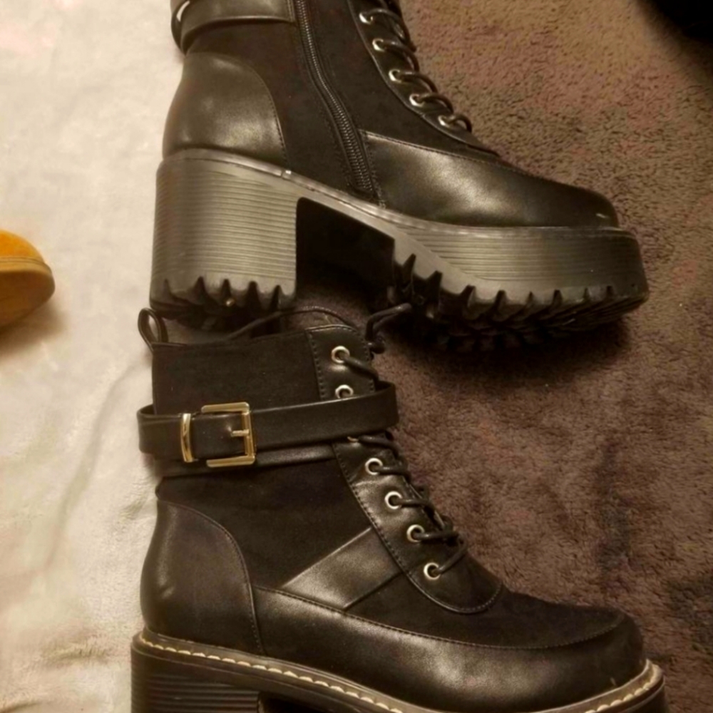 Krush boots
